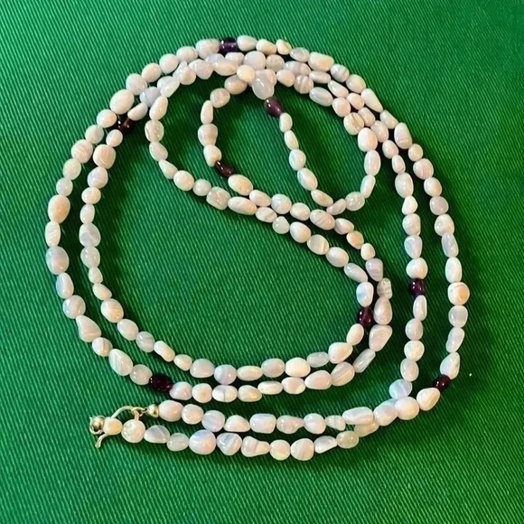 Long single strand  light and dark amethyst, semi precious stone necklace NWOT - Picture 1 of 2